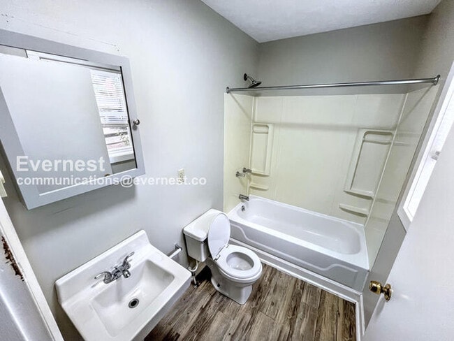 Photo - 208 Lower Consol Rd NW Unit c