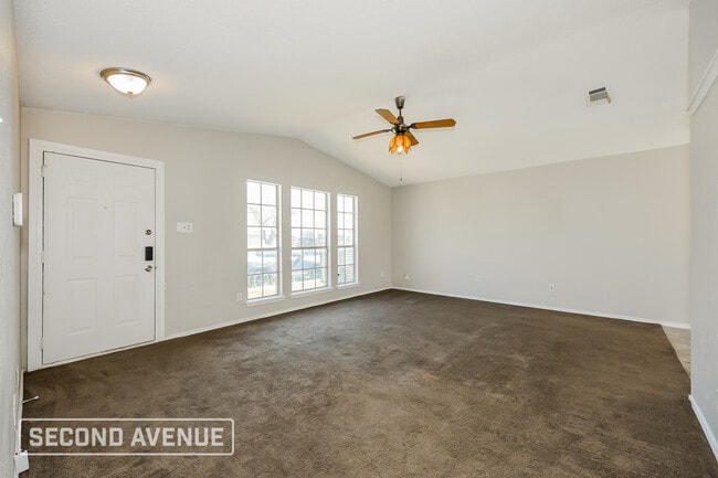 Photo - 1937 Red Cloud Dr