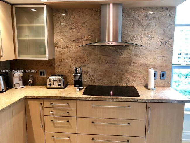 Photo - 607 Ocean Dr Unit 9K