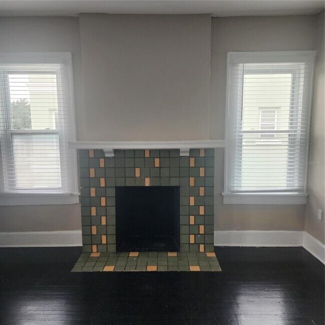 Photo - 2014 Jackson St N Unit 7