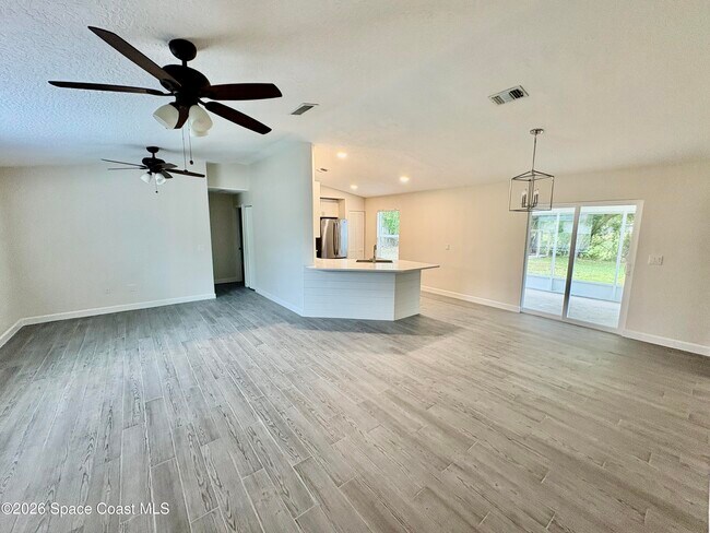 Photo - 1274 Coral Reef Ave NW