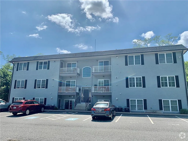 Building Photo - 402 New River Rd Unit 102 Rental