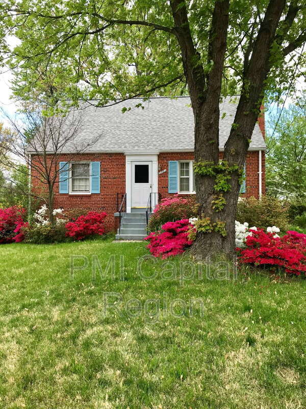 Photo - 9501 Singleton Dr House