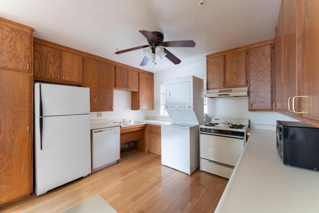 Photo - 11508 Moorpark St Unit D