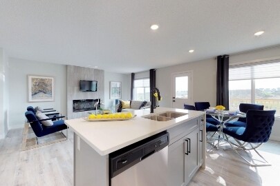 Photo - 6407-6177 177 Ave