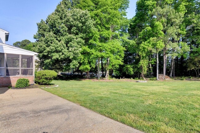 Photo - Beautiful Poquoson Home.