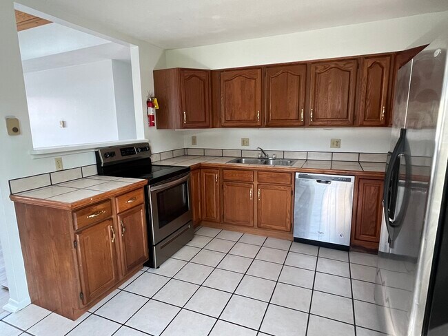 Photo - 1018 Arrowhead Dr