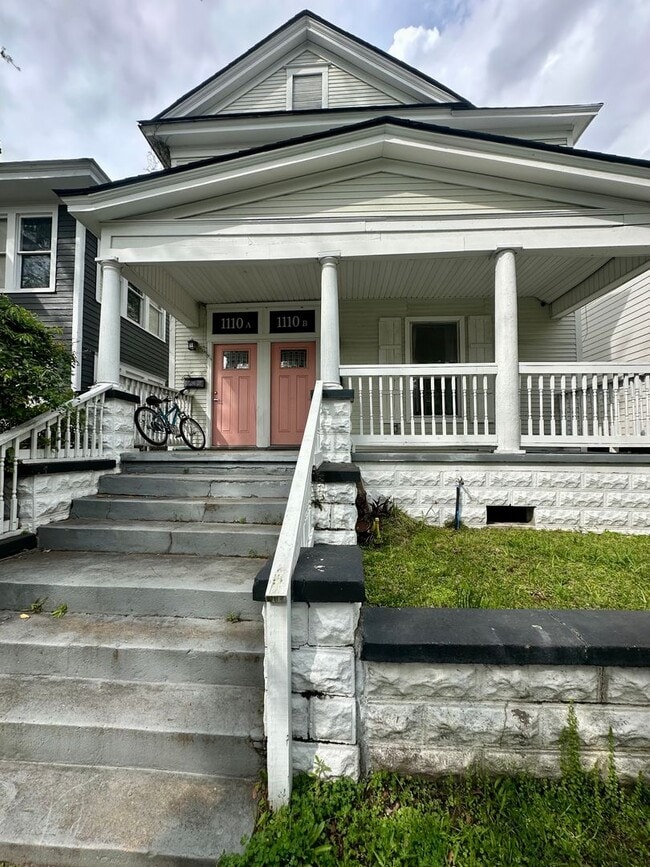 Photo - 2 BED | 1 BATH | BACKYARD | EASTSIDE (Anderson and E 31st)