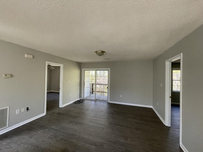 Building Photo - 111 McBrandon Dr