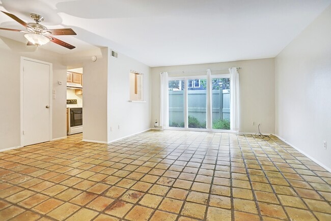 Building Photo - 305 Avondale St Unit B Rental