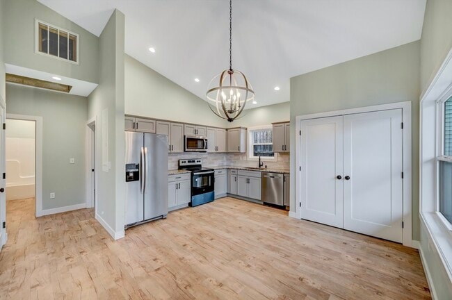 Photo - 525 Harrison Ave