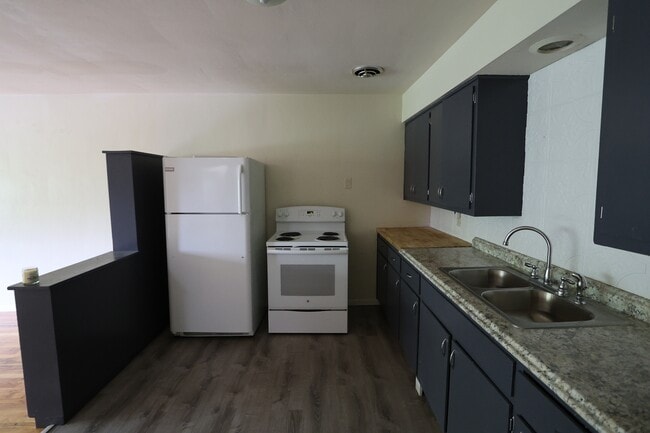 Photo - 1715 Blossom Ln Unit 3