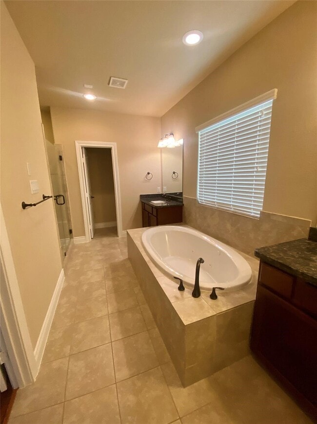 Photo - 1306 Dian St