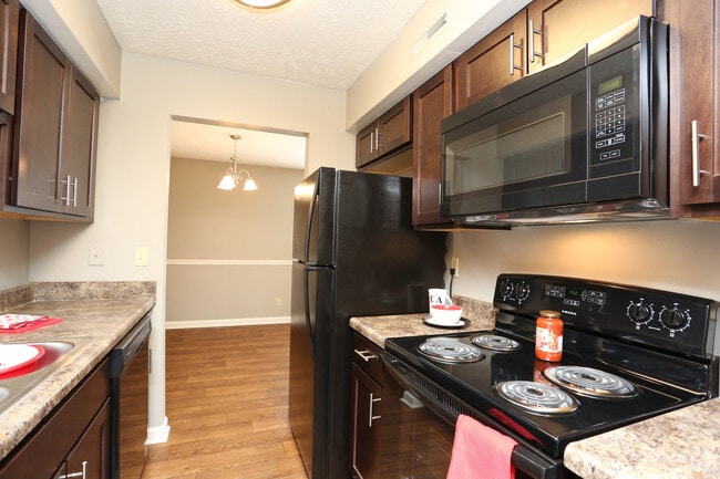 2BR, 1BA - 1100 SF - Kitchen