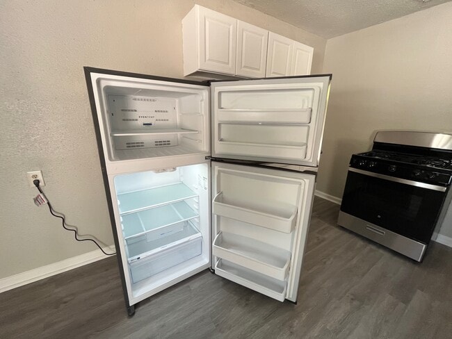 Photo - 4831 Sycamore Ave Unit 3