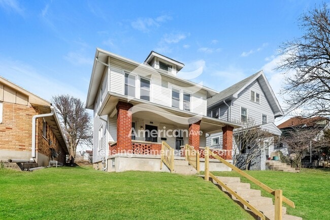 1653 Huffman Ave