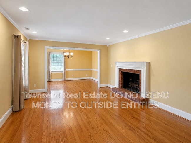 Photo - 342 Devane St