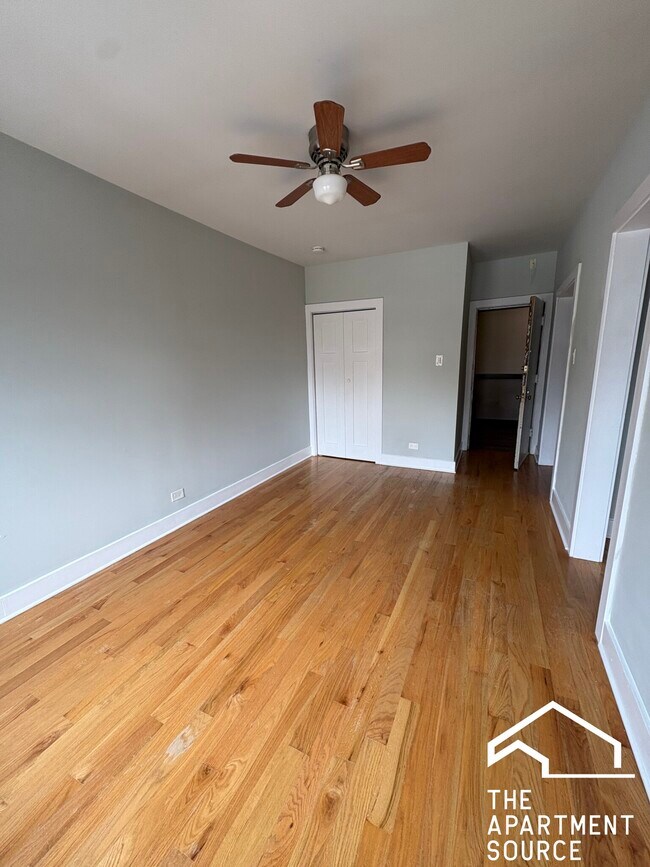 Photo - 1154 N Dearborn St