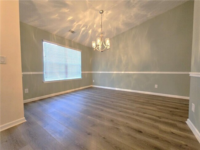 Photo - 4060 Crescent Walk Ln NE