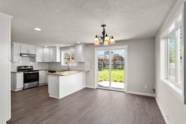 5649 SE 83rd Ave