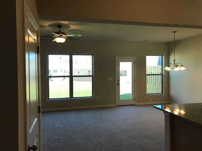 Photo - 1513 Brookmere Way