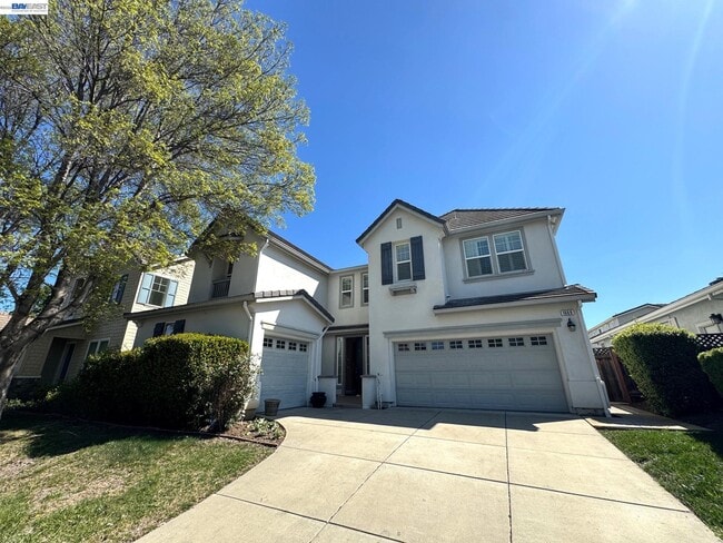Photo - 1669 Marina Way