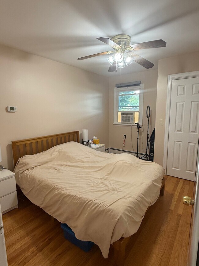 Photo - 210 Gordon Ave