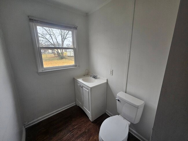 Photo - 752 Chalice St SW