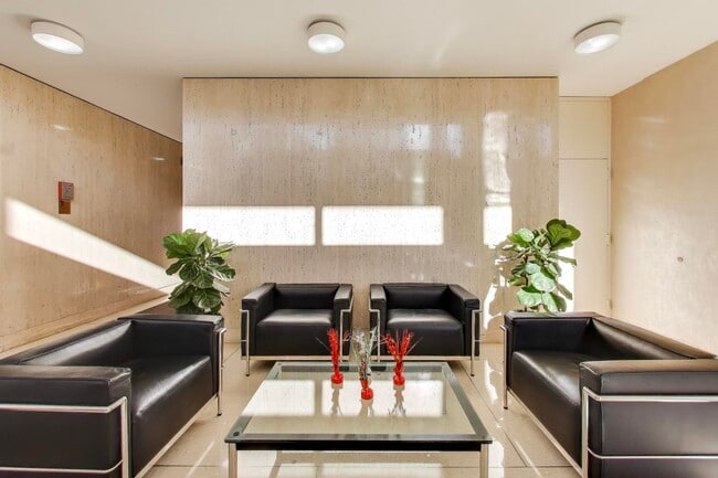 Photo - 70 W Burton Pl Unit 1508