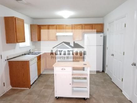 Photo - 636 Rayella Dr