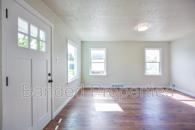 Photo - 1514 West 700 S House