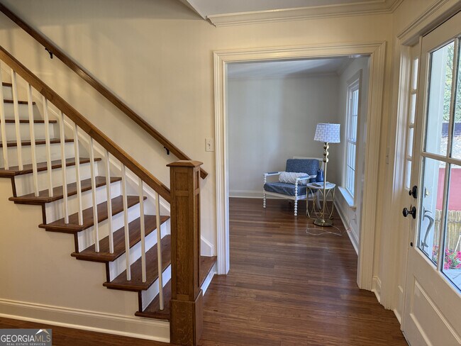 Photo - 1610 Old Mill Crossing NE