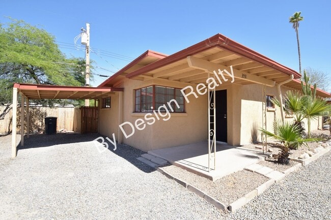 Building Photo - Midtown 2 Bed 1 Bath - A/C - Fenced Yard - Covered Parking