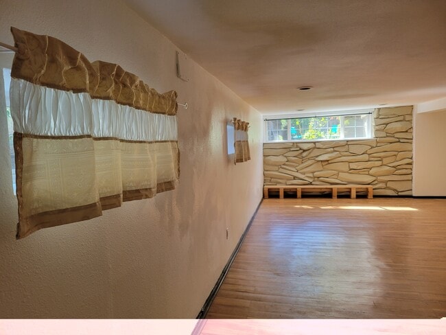 Building Photo - 5032 35th Ave SW Unit Basement MIL
