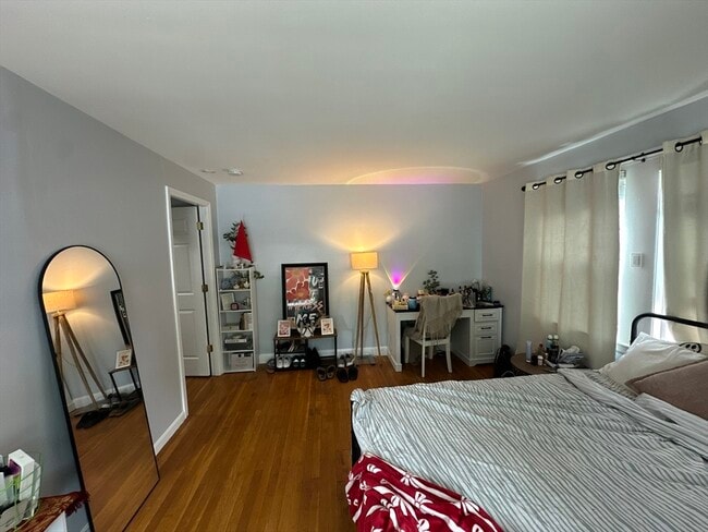 Photo - 491 Lynn St Unit 1