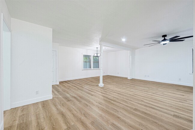 Photo - 2703 Ammons St