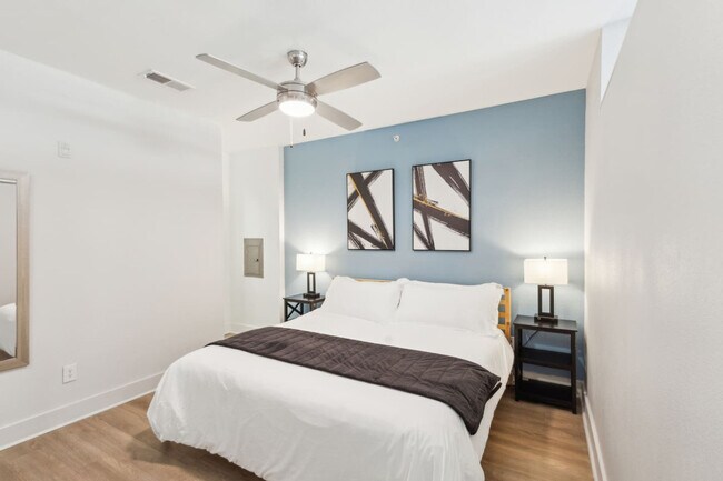 Photo - 2901 Indiana St Unit ID1289458P