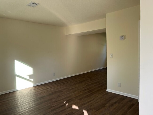 Photo - 3873 Fairmont Ave Unidad A