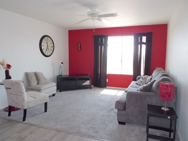 Photo - 2 Bed / 2 Bath Fully Furnished Condo – Top...