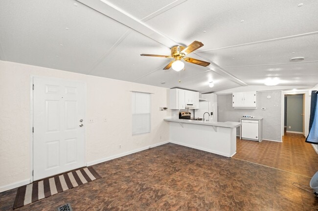 Photo - 25270 Pompano Dr