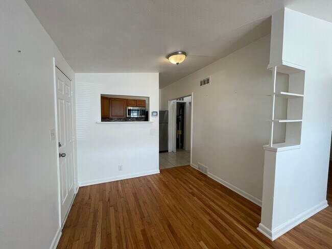 Photo - Charming 2 Bed, 1 Bath Duplex in Aurora