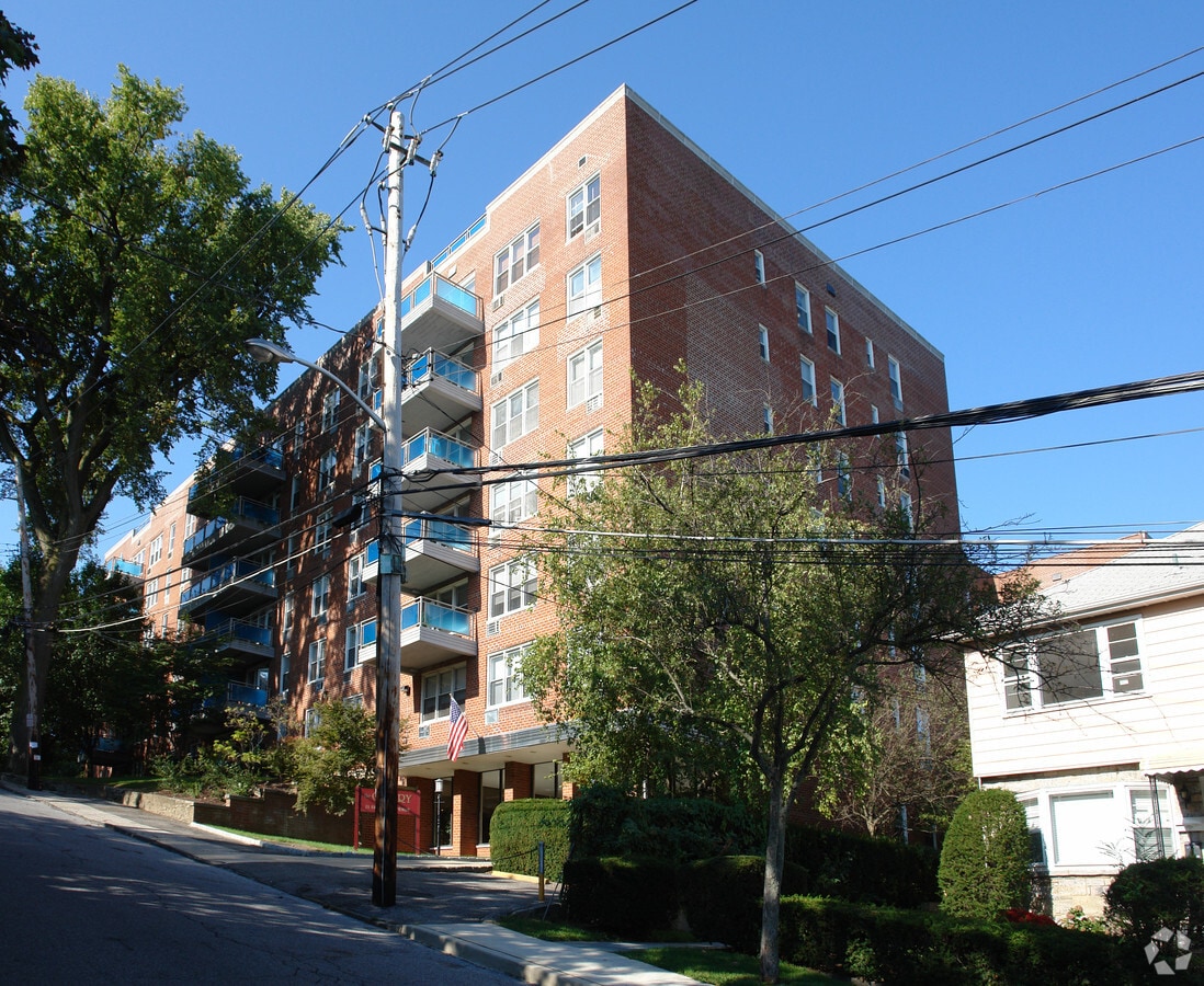 Photo - The Gentry Co-Op