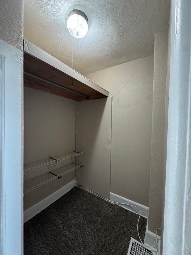 Photo - EVH Rentals (1049 Park Ave) Unit 3