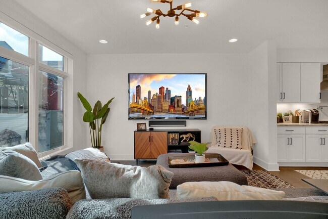 Photo - Stunning 3 Bed, 3 Bathroom Rental in the S...