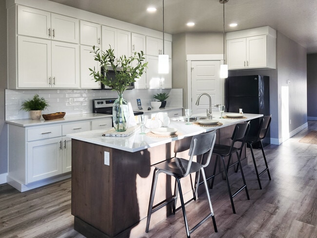 Photo - 408 S 11th St Townhome
