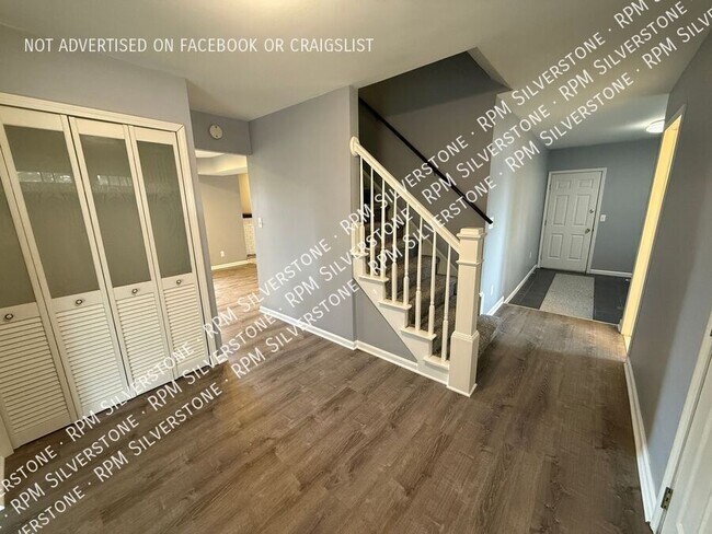 Photo - 5283 Rostraver Ct