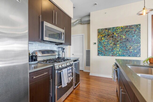Photo - 1247 E Columbia Ave Unit 22