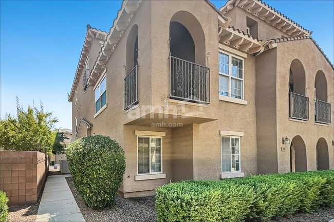 Building Photo - 894 S Annie Ln