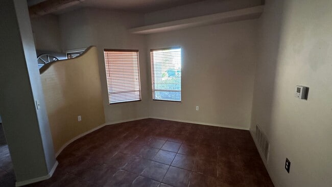 Photo - Beautiful 3 Bedroom 2 Bathroom with Low Ma...
