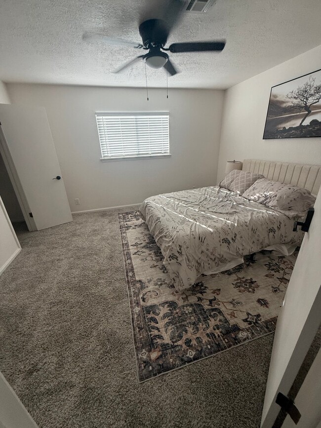 Photo - 7624 S Erie Ave